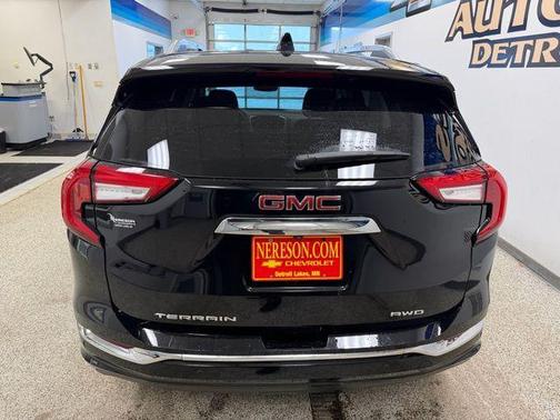 2024 GMC Terrain Denali