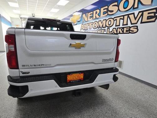 2022 Chevrolet Silverado 2500 High Country