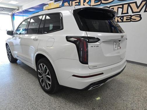 2024 Cadillac XT6 Sport AWD