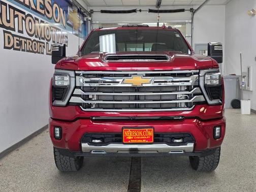 Radiant Red Tintcoat 2025 Chevrolet Silverado 2500 High Country