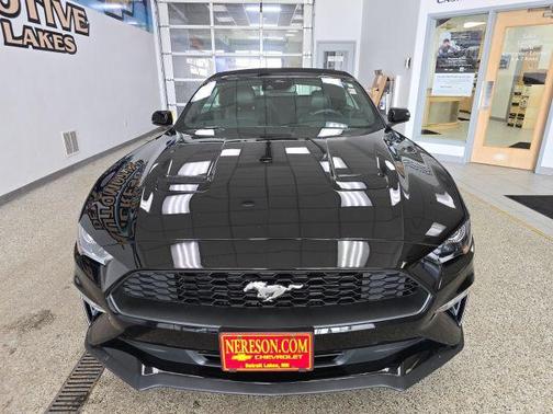 2022 Ford Mustang EcoBoost Premium
