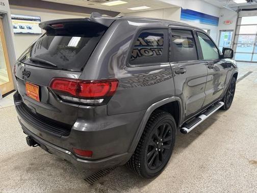 2020 Jeep Grand Cherokee Altitude