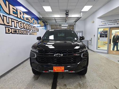 2023 Chevrolet Suburban 4WD Z71