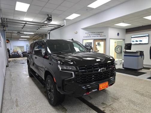 2023 Chevrolet Suburban 4WD Z71