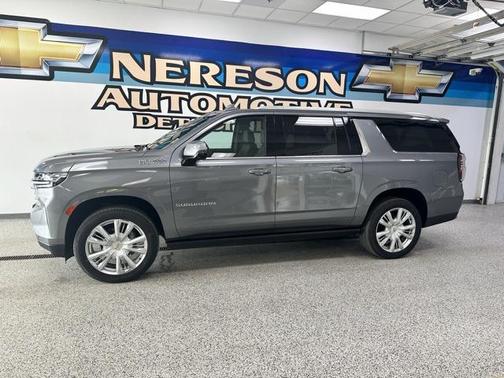 2022 Chevrolet Suburban 4WD High Country