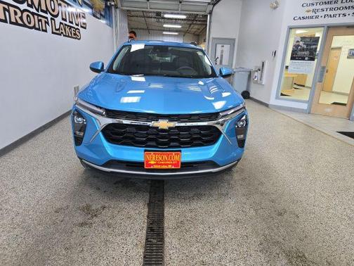 Marina Blue Metallic 2026 Chevrolet Trax LT