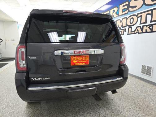 Iridium Metallic 2017 GMC Yukon Denali