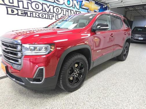 2023 GMC Acadia AWD AT4