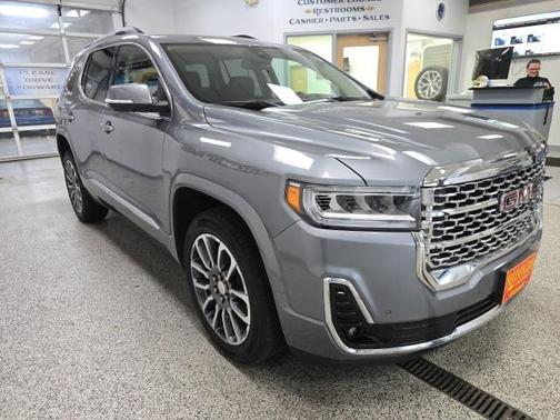 2020 GMC Acadia Denali