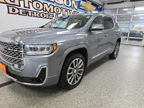 2020 GMC Acadia Denali
