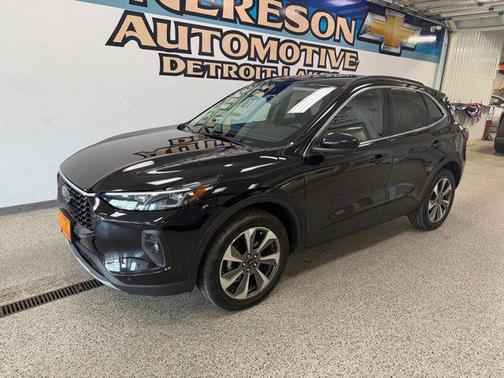 Agate Black Metallic 2024 Ford Escape Platinum