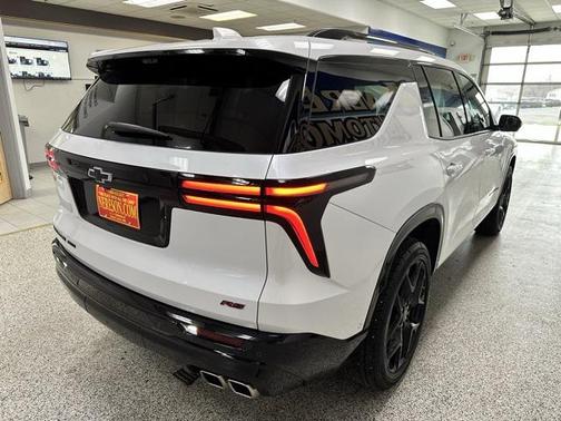 2024 Chevrolet Traverse RS