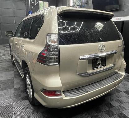 Beige 2015 Lexus GX 460 Base