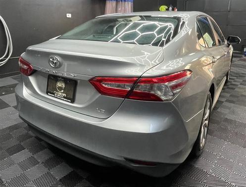 2018 Toyota Camry LE/SE/XLE/L