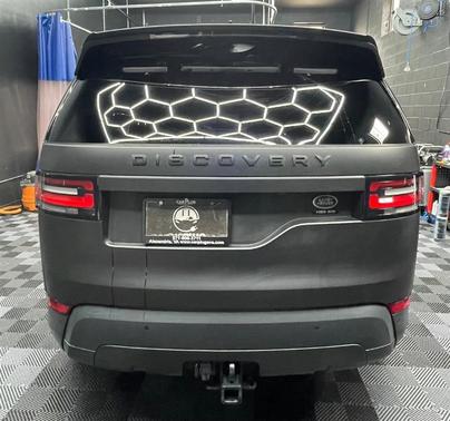 Santorini Black 2020 Land Rover Discovery HSE LUXURY
