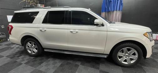 White 2018 Ford Expedition Max XLT