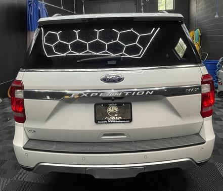 White 2018 Ford Expedition Max XLT