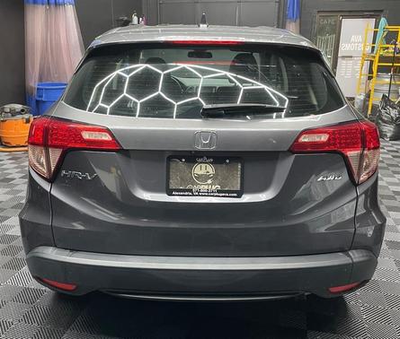 Gray 2016 Honda HR-V LX