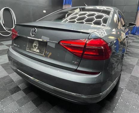 2016 Volkswagen Passat 1.8T SEL