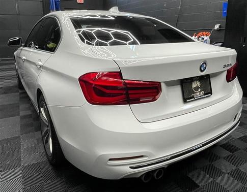 2018 BMW 330 i