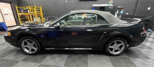 2000 Ford Mustang GT