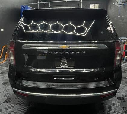 2021 Chevrolet Suburban LT