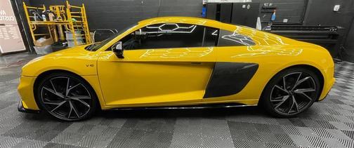 Vegas Yellow 2022 Audi R8 5.2 V10 performance