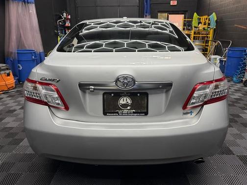 2011 Toyota Camry Hybrid 