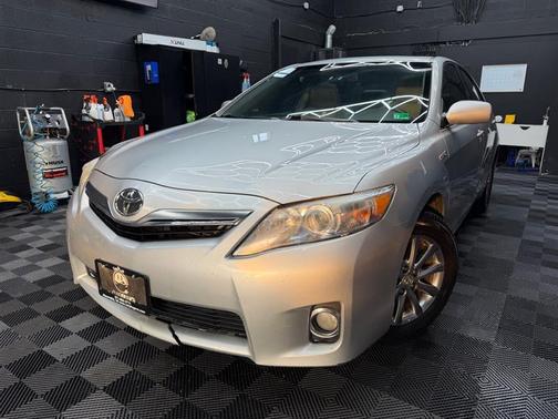 2011 Toyota Camry Hybrid 