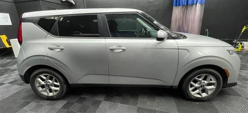 Silver 2021 Kia Soul S