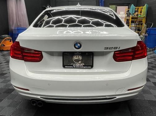 White 2013 BMW 328 i xDrive