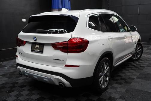 Mineral White Metallic 2019 BMW X3 xDrive30i