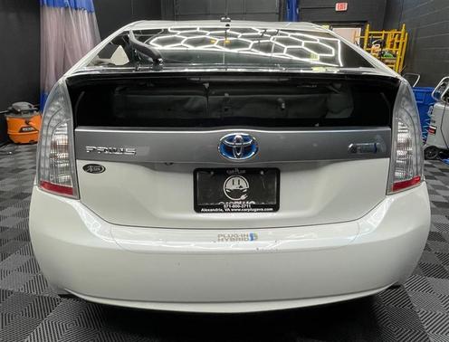 White 2012 Toyota Prius Plug-in