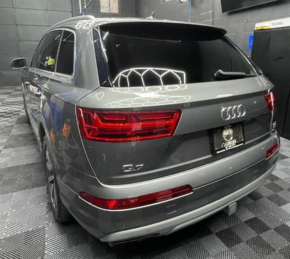 2017 Audi Q7 3.0T Premium Plus