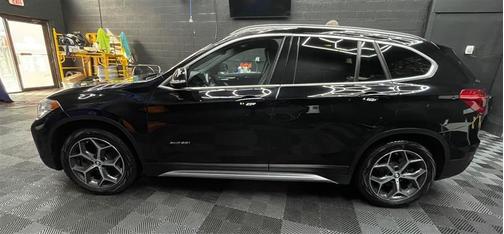 Black 2018 BMW X1 xDrive28i