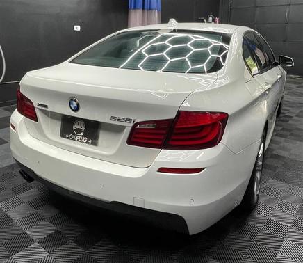 White 2013 BMW 528 i xDrive
