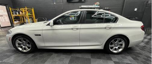 White 2013 BMW 528 i xDrive