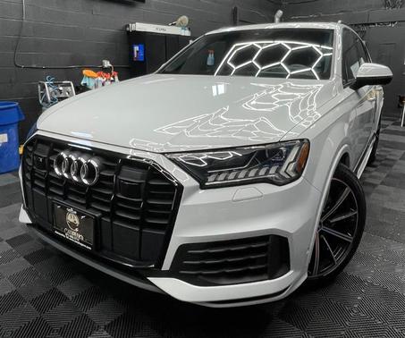 Glacier White Metallic 2020 Audi Q7 55 Prestige