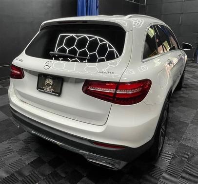White 2018 Mercedes-Benz GLC 300 Base 4MATIC