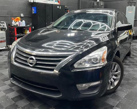 Super Black 2015 Nissan Altima 2.5 S