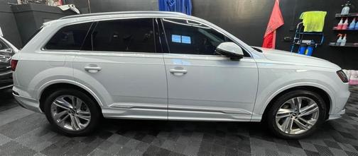 2021 Audi Q7 55 Prestige