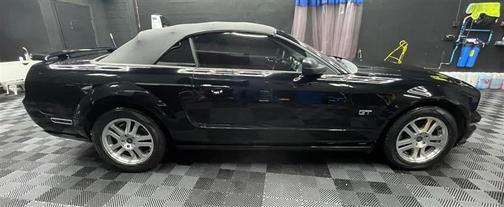 2005 Ford Mustang GT