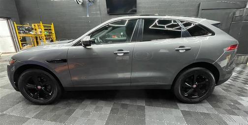 Eiger Grey 2020 Jaguar F-PACE 25t Premium