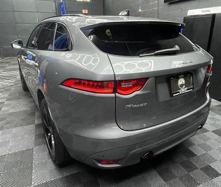 Eiger Grey 2020 Jaguar F-PACE 25t Premium