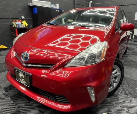 2013 Toyota Prius v TWO/THREE/FIVE