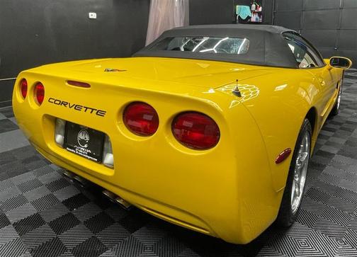 2001 Chevrolet Corvette 