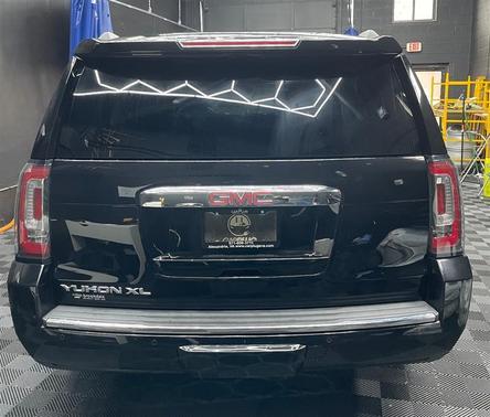Black 2017 GMC Yukon XL Denali