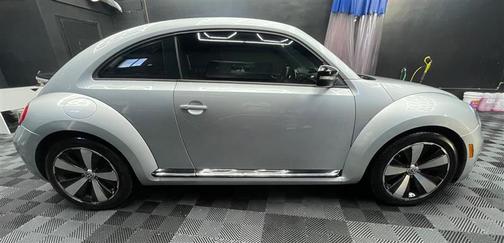 2013 Volkswagen Beetle 2.0T Turbo