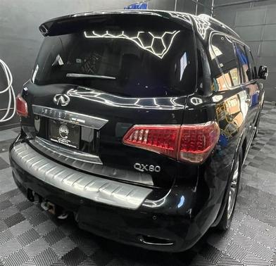 2017 INFINITI QX80 Base