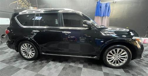 2017 INFINITI QX80 Base